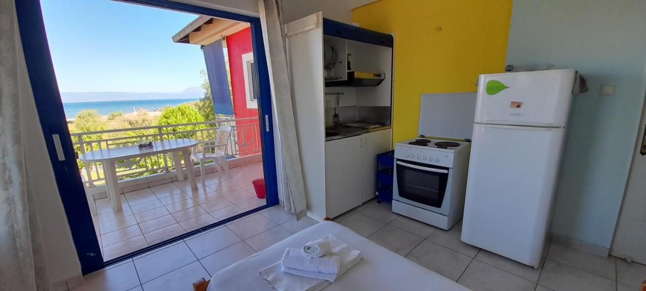 Lakkopetra Beach Apartments Lakopetra Екстер'єр фото