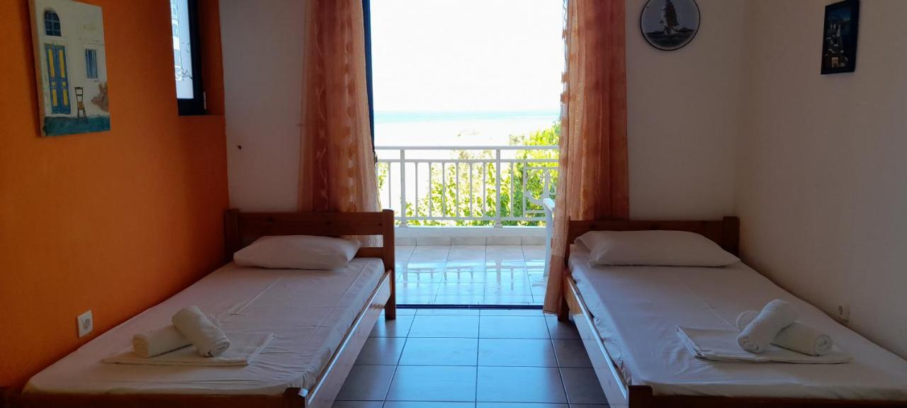 Lakkopetra Beach Apartments Lakopetra Екстер'єр фото